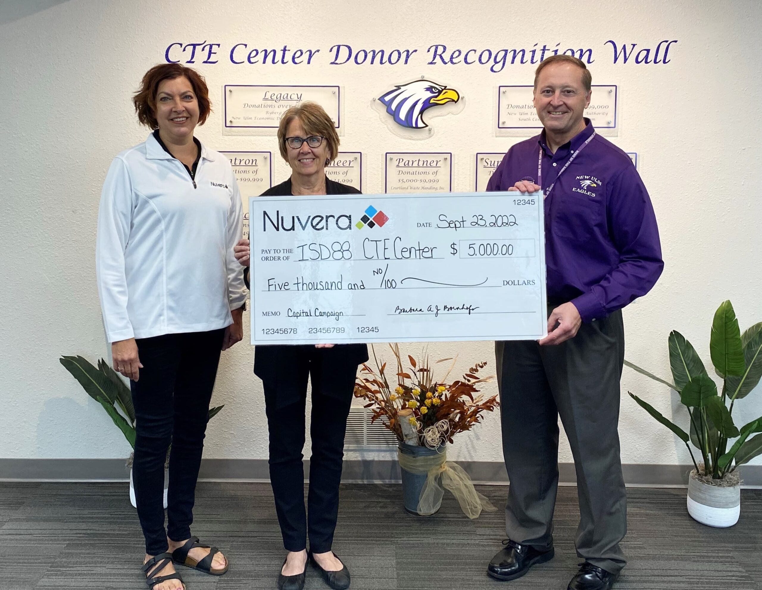 Nuvera donates to New Ulm Public Schools